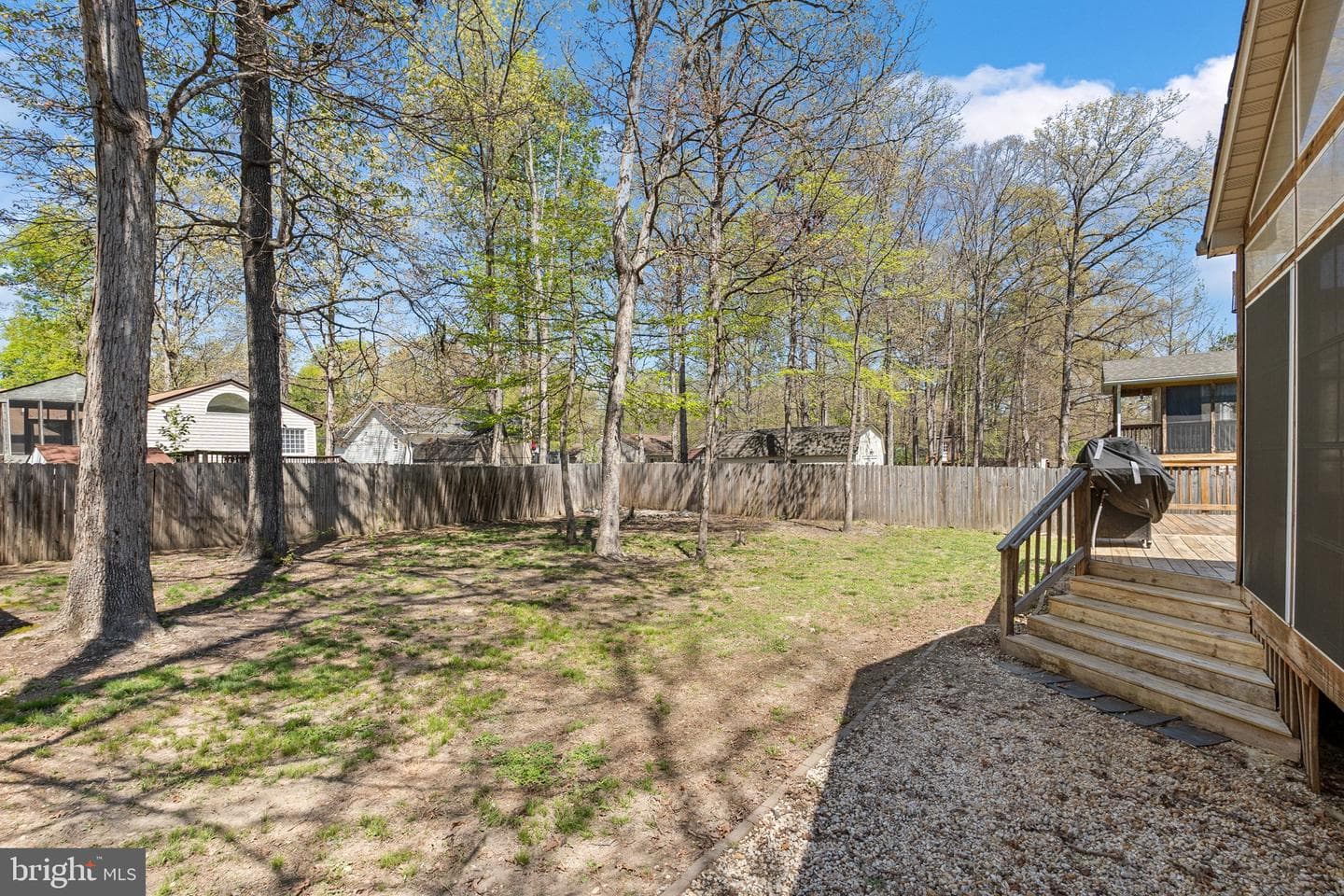 425 Dorset Drive photo 37
