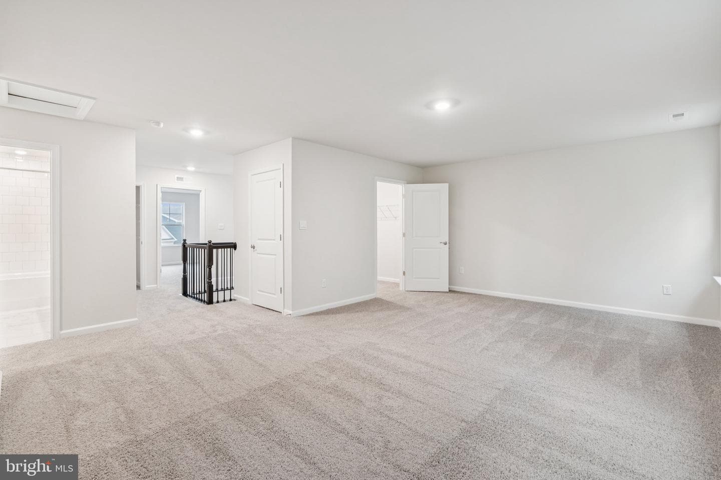 6256 Sterling Way photo 12