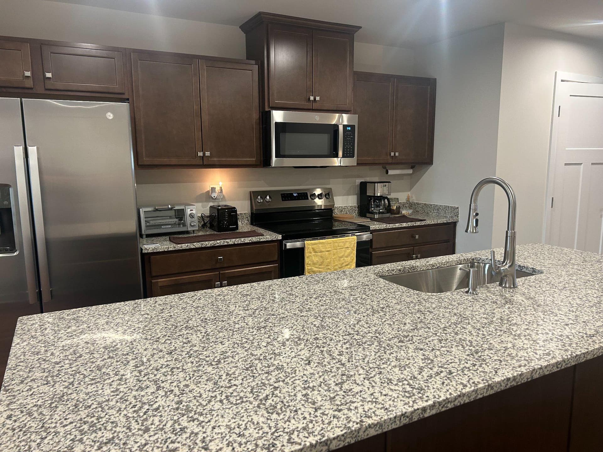 18386 Centennial Cir photo 4