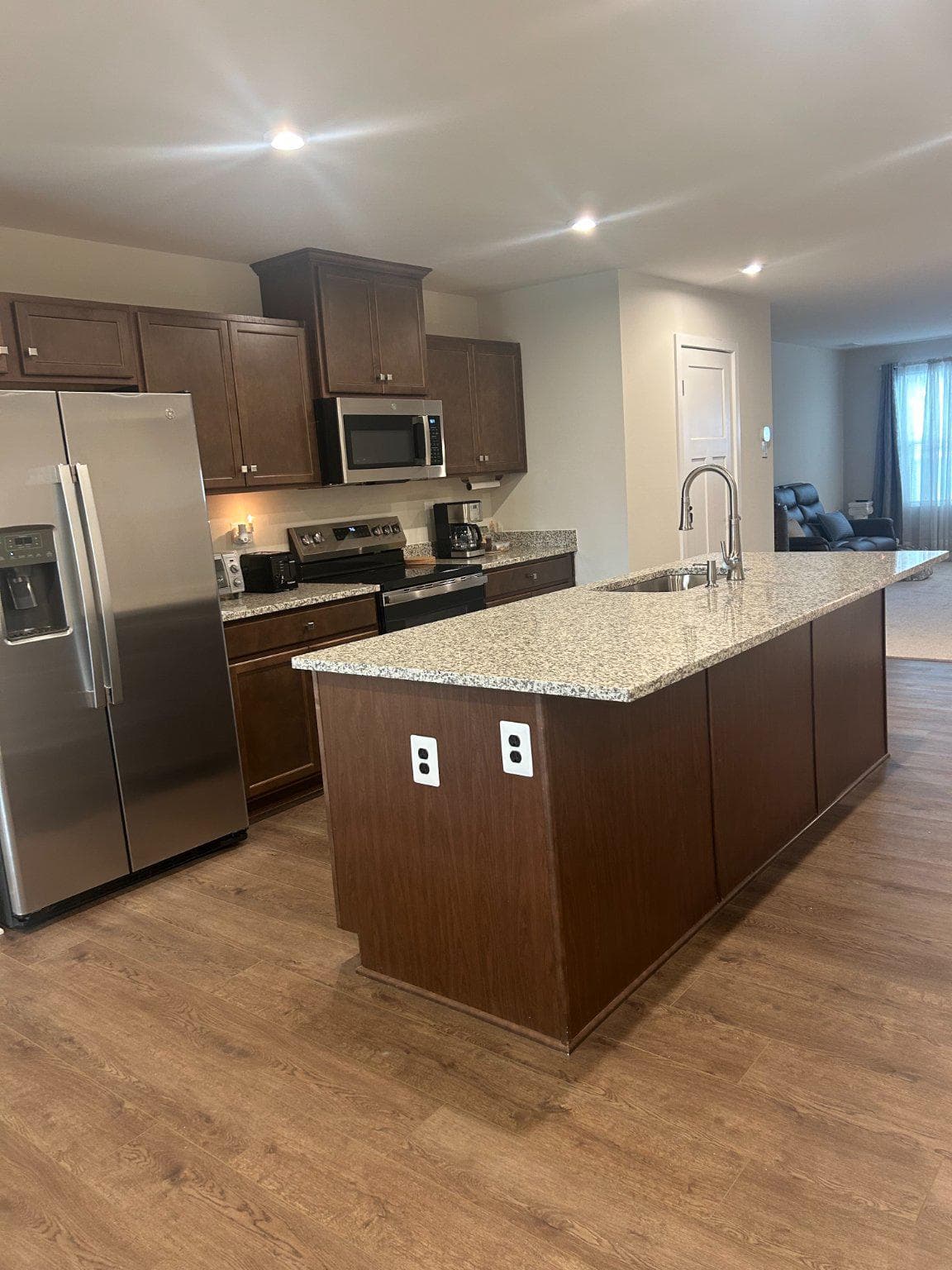 18386 Centennial Cir photo 5