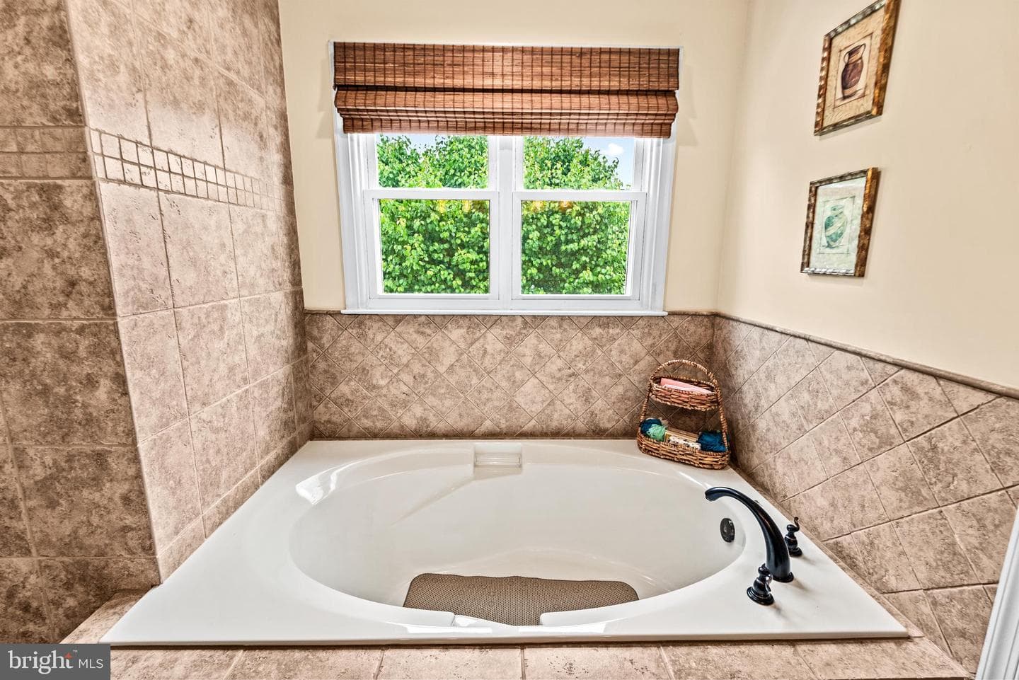 10417 Gallant Fox Way photo 27