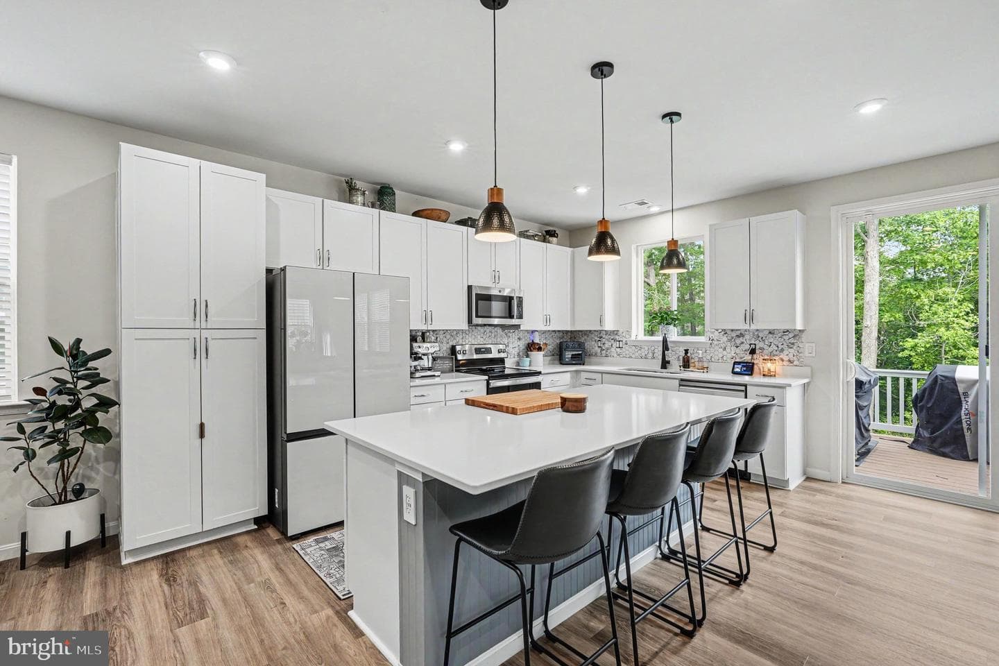 7109 State Way, Ruther Glen