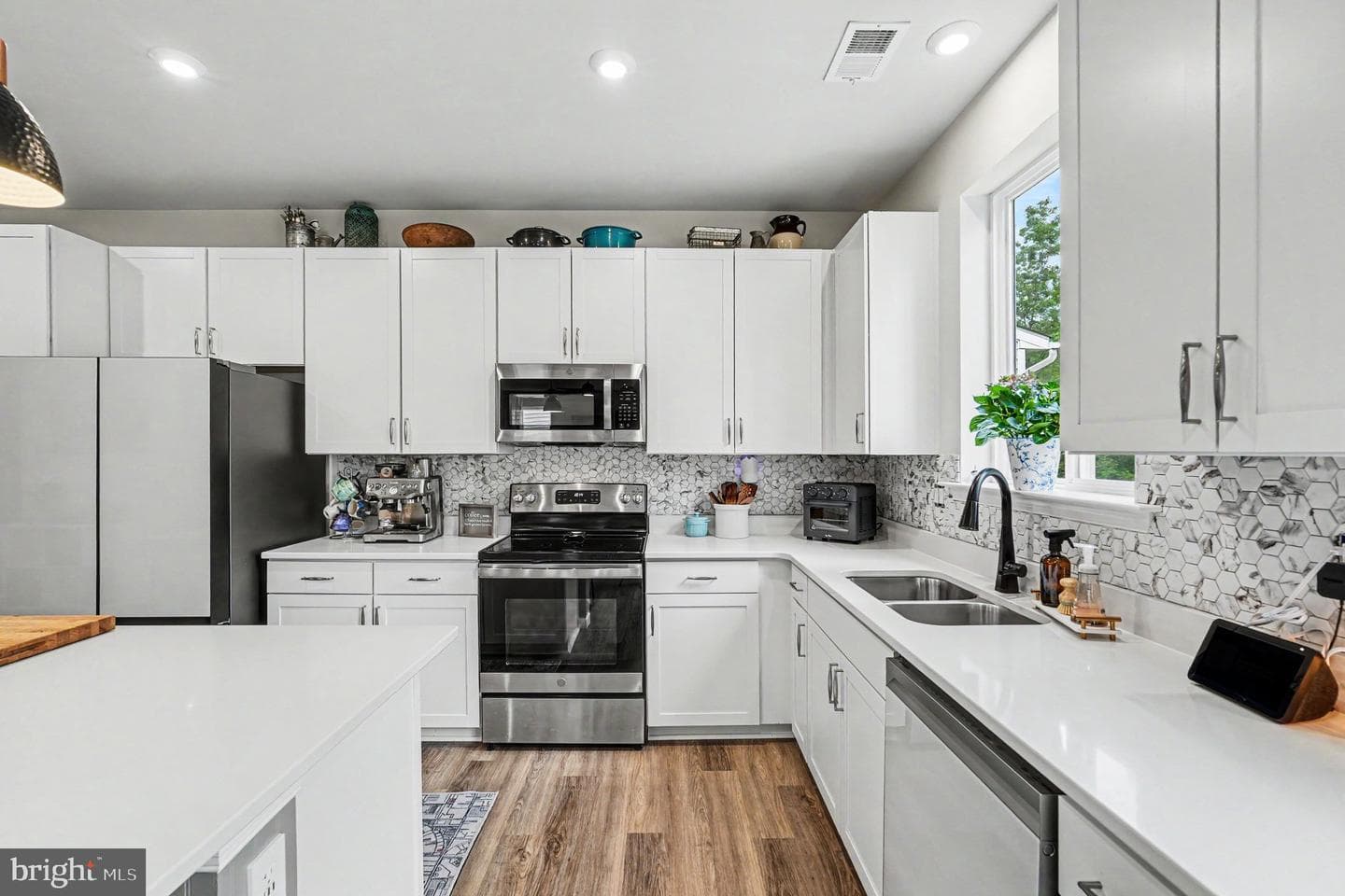 7109 State Way photo 8
