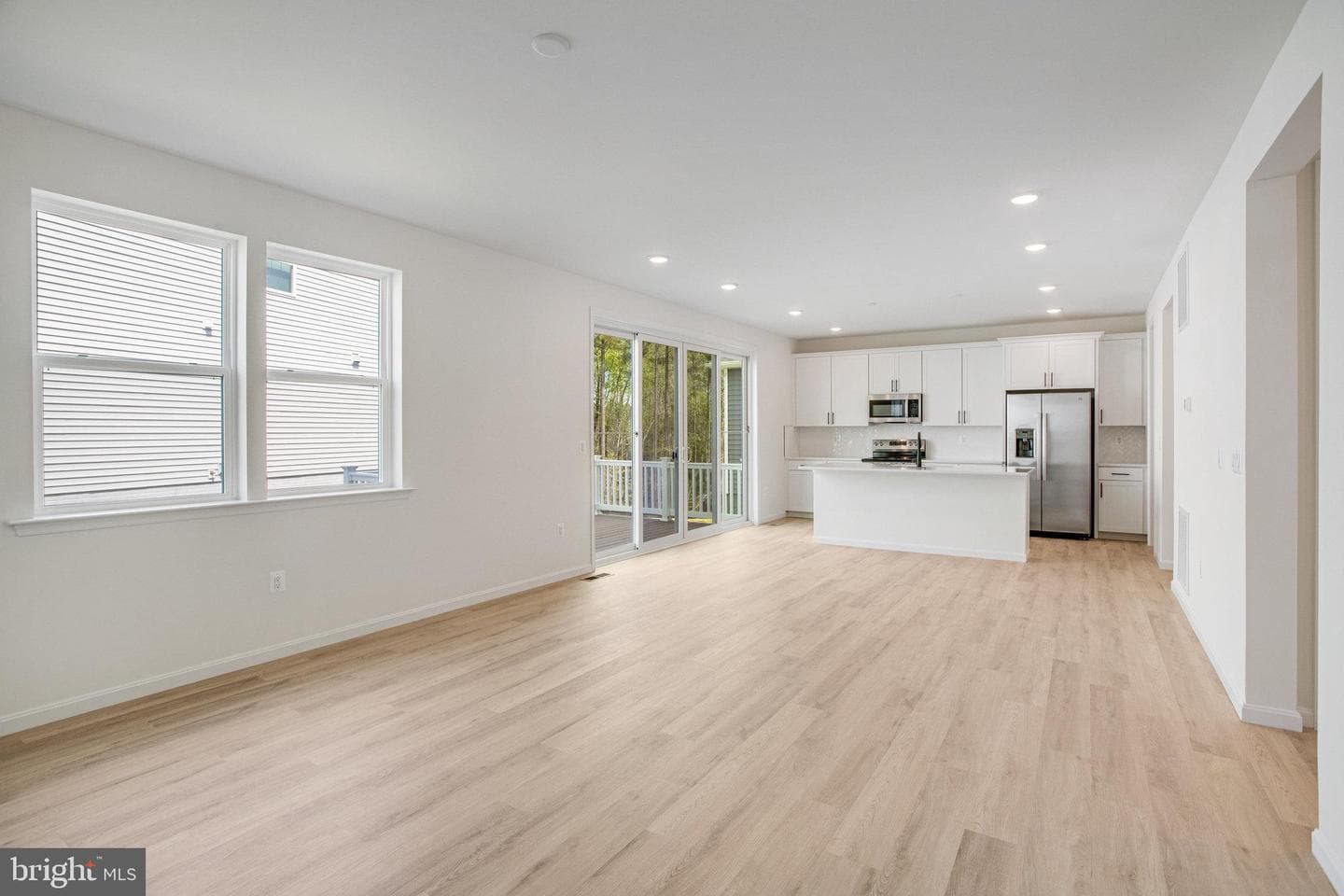 7099 Resolution Way photo 11