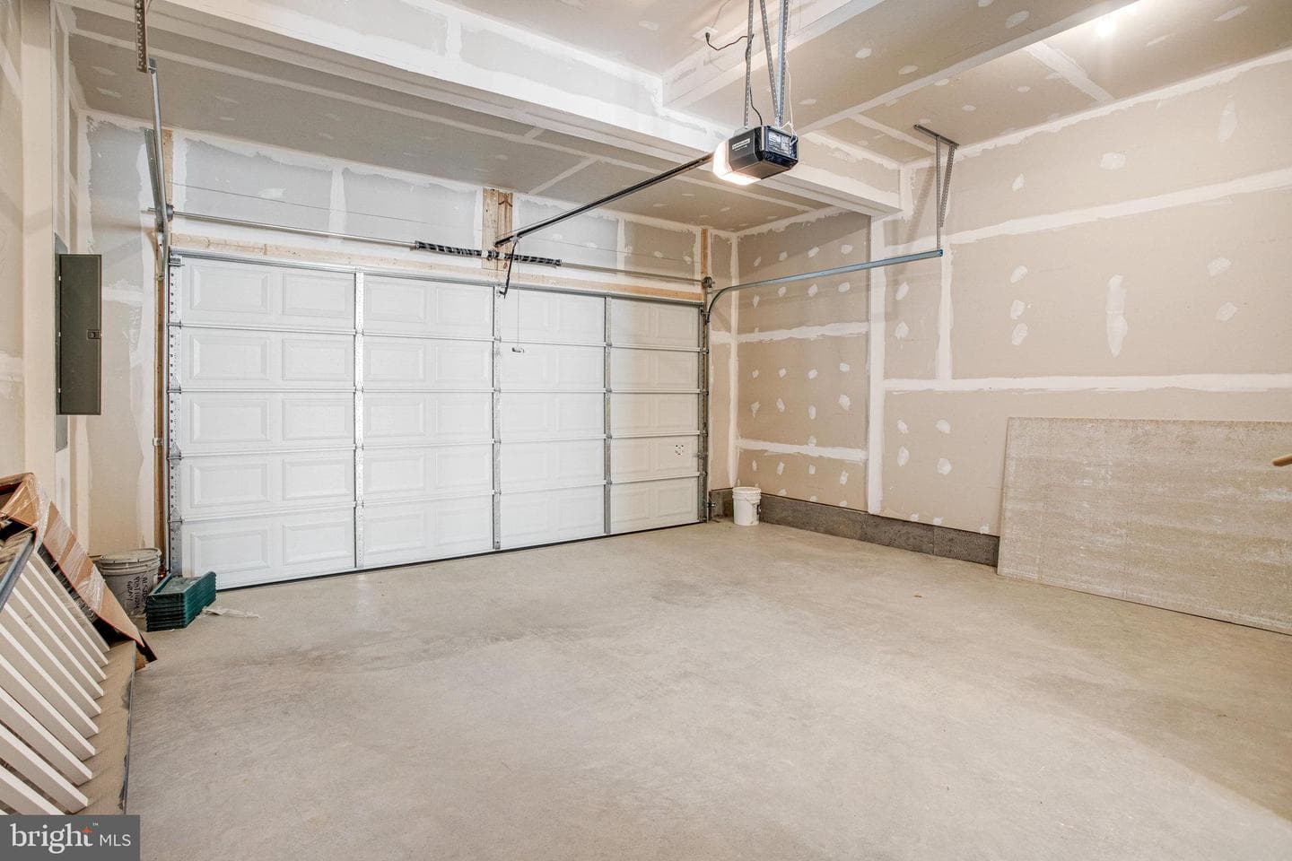 7099 Resolution Way photo 15