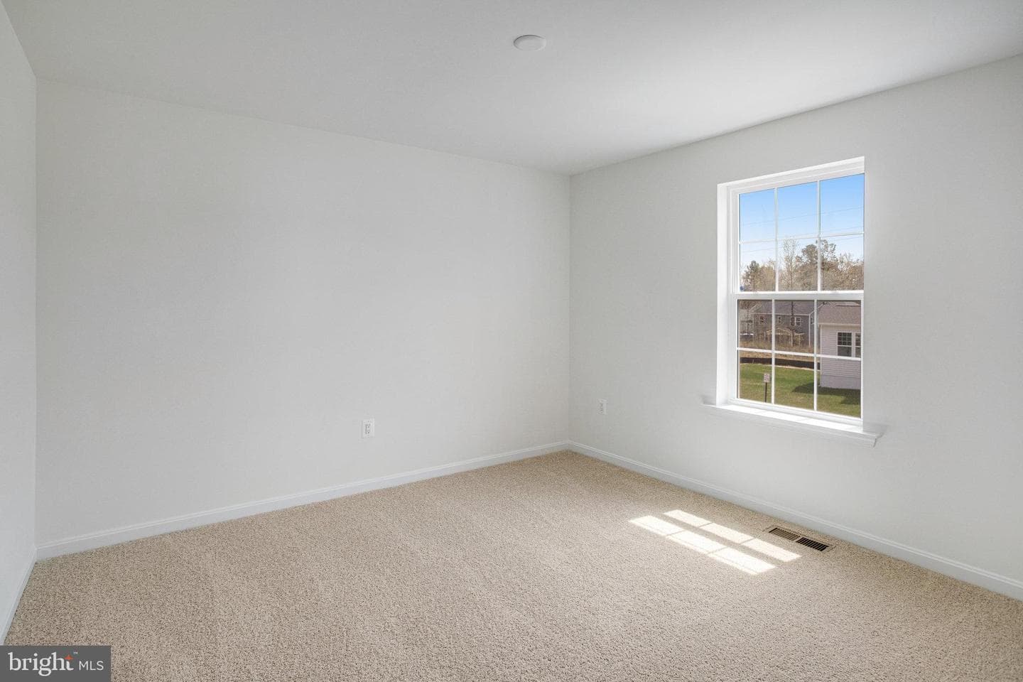 7099 Resolution Way photo 19