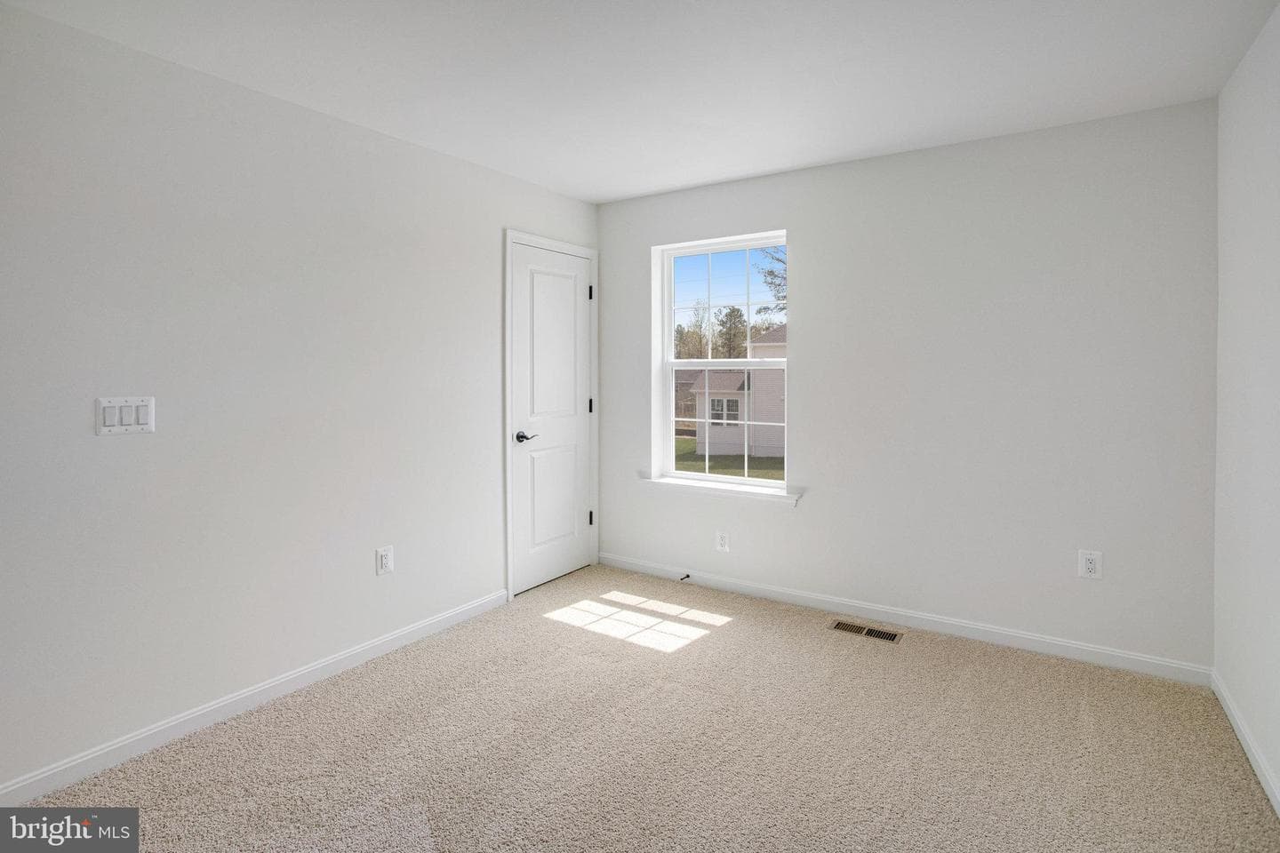 7099 Resolution Way photo 21