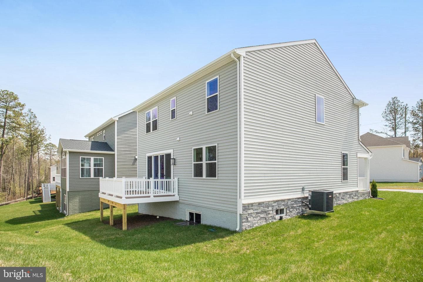 7099 Resolution Way photo 37