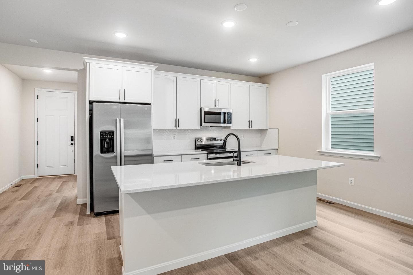 7106 Braxton Court photo 5