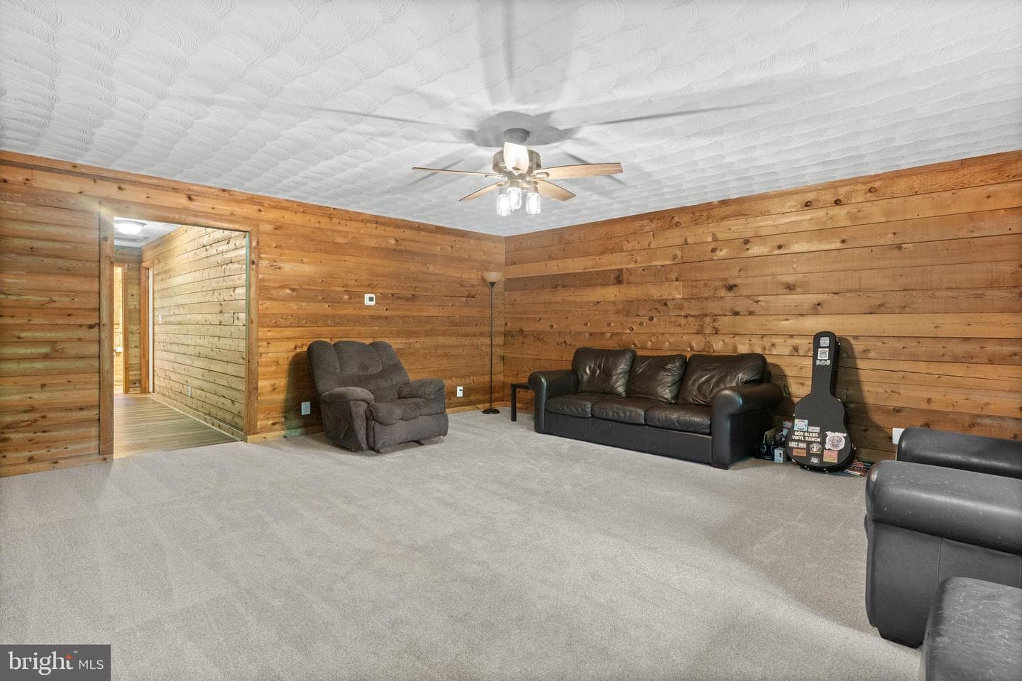 433 Cornwall Drive photo 10