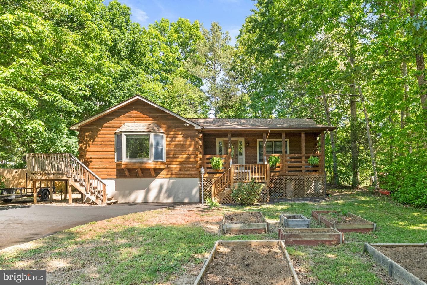 433 Cornwall Drive photo 4