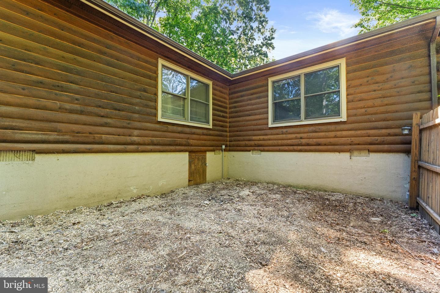 433 Cornwall Drive photo 41
