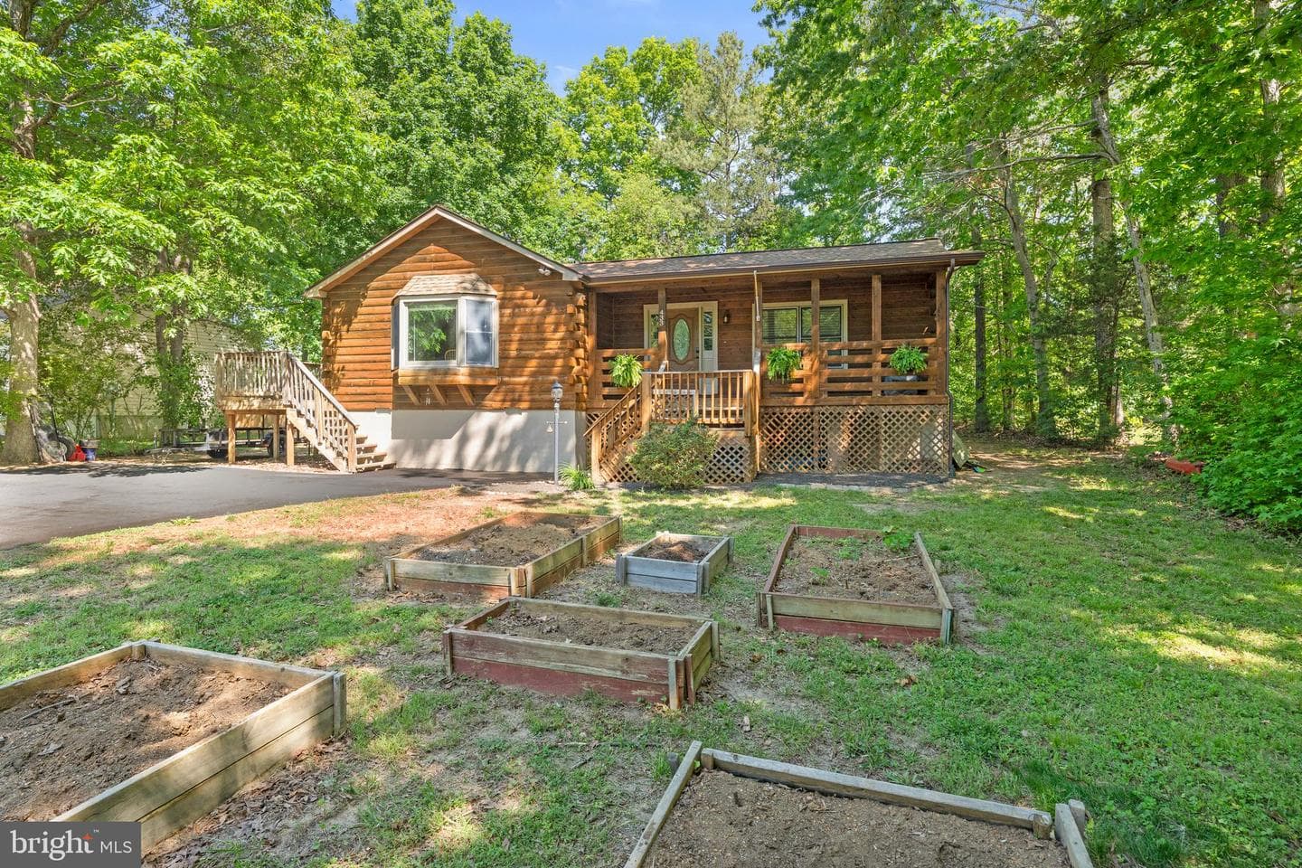 433 Cornwall Drive photo 57