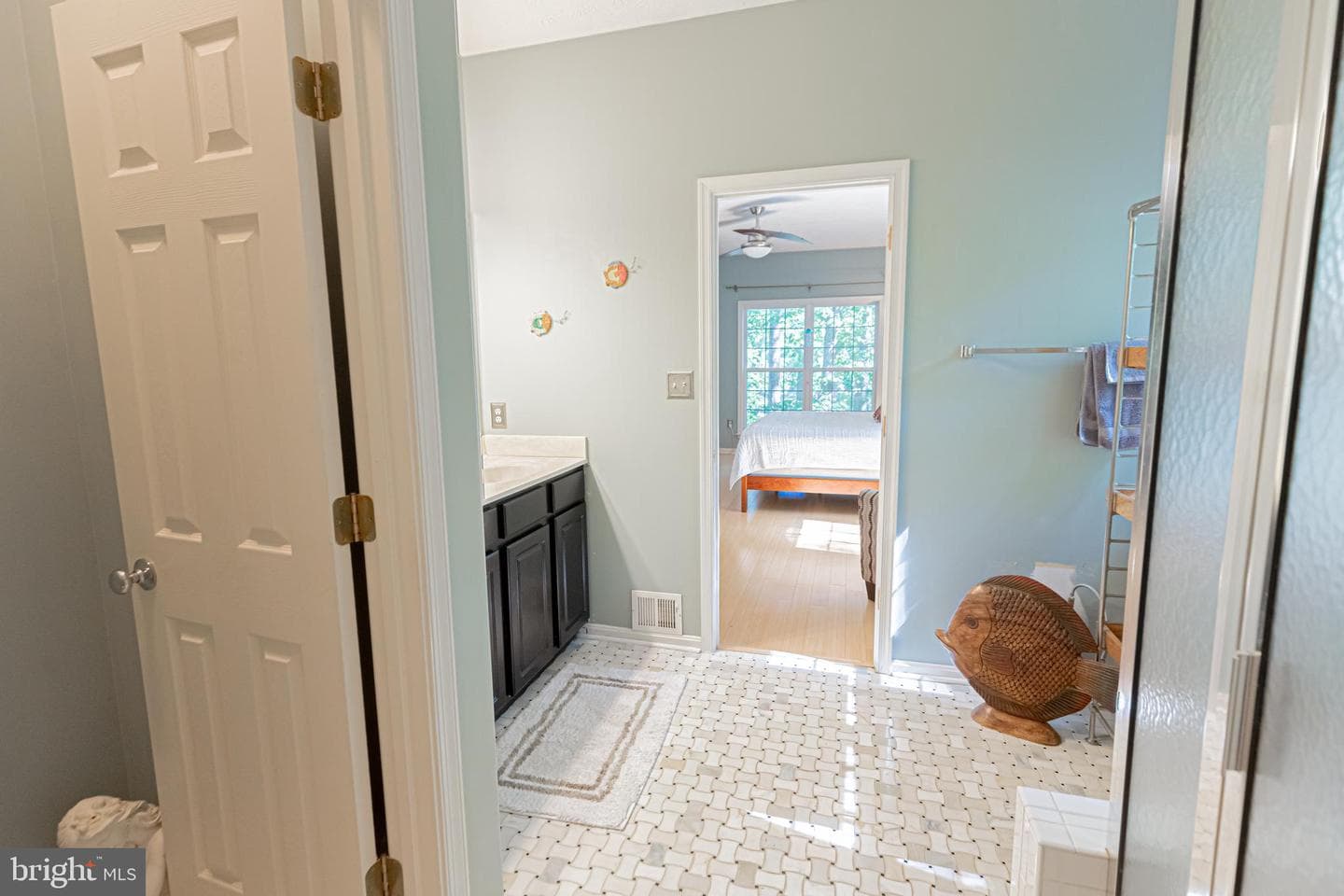 584 Lake Caroline Drive photo 21