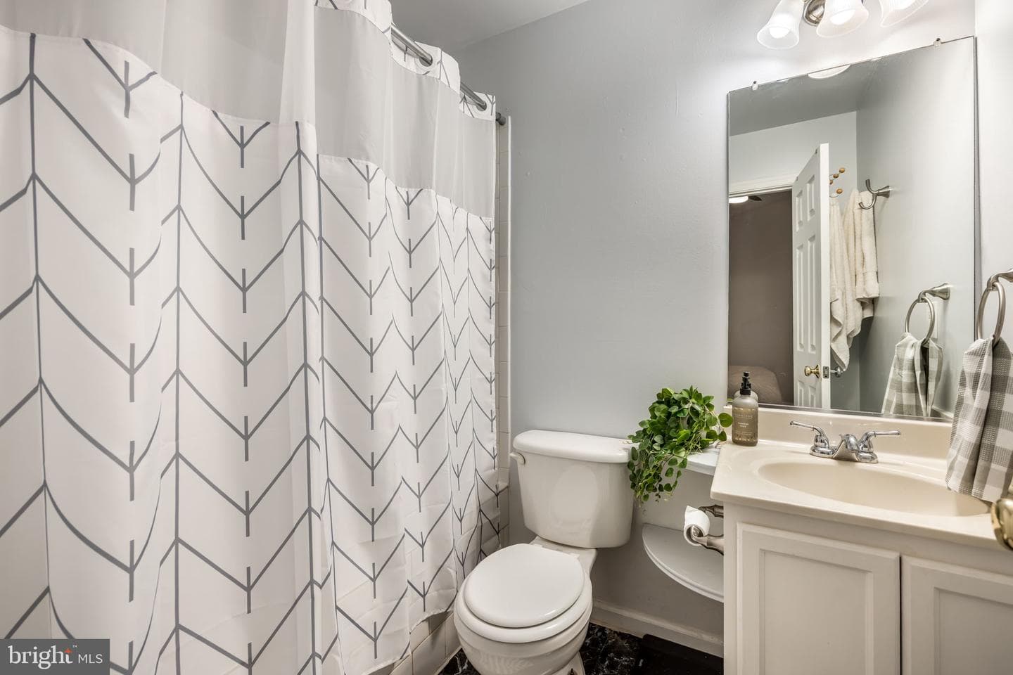 18120 Bridlewood Lane photo 21
