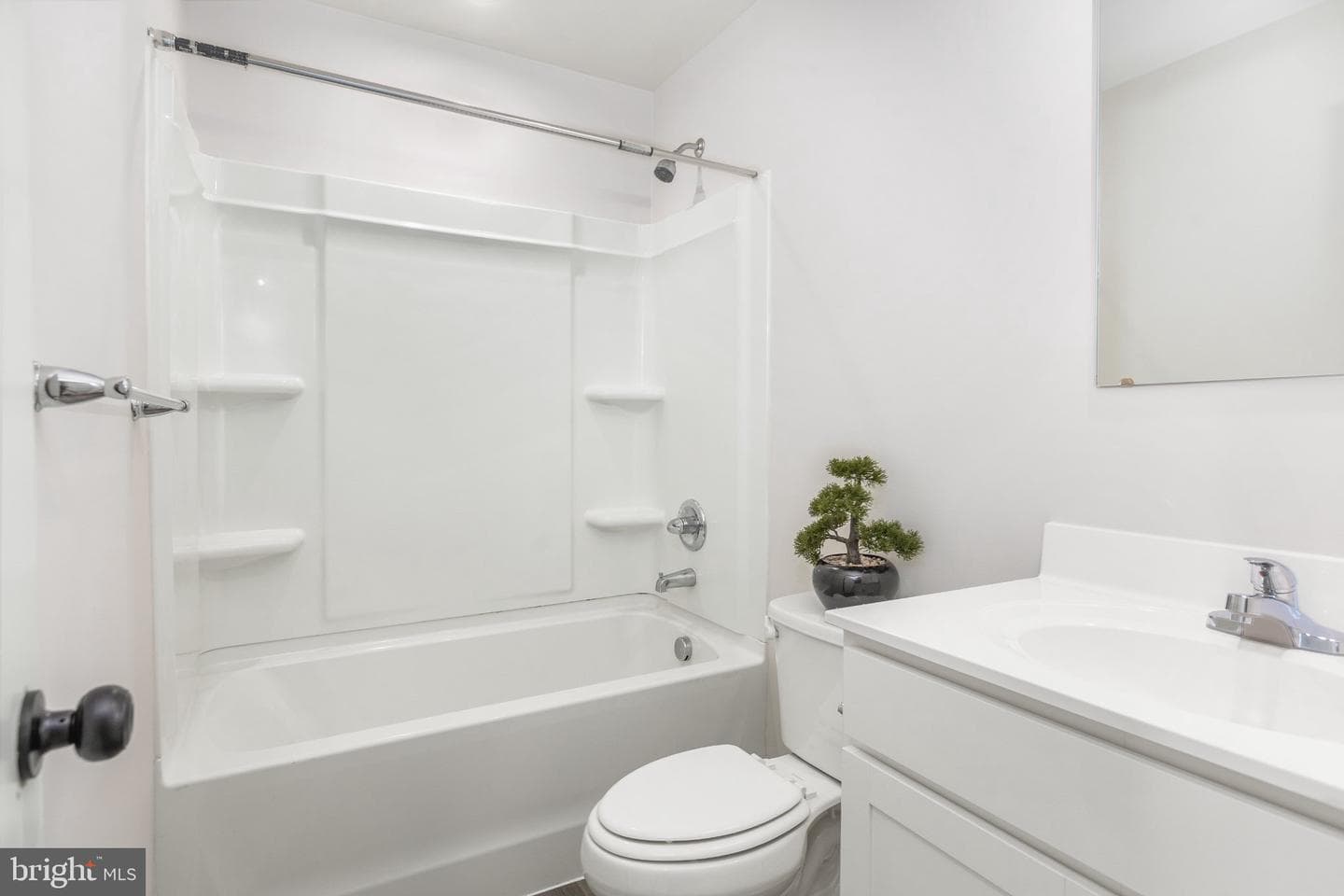 18240 Capital Court photo 31