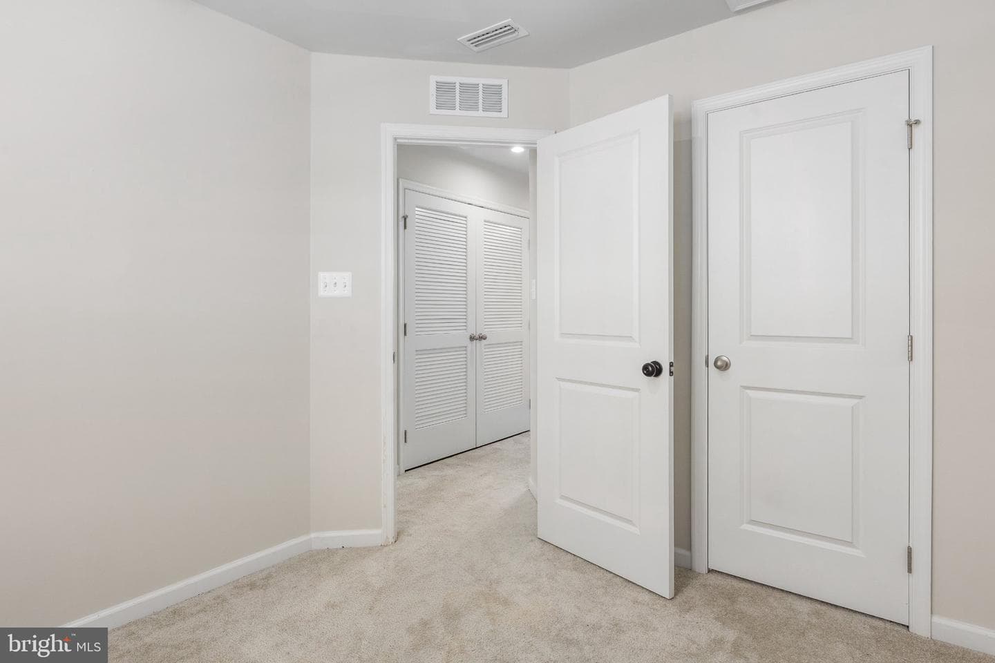 18240 Capital Court photo 35