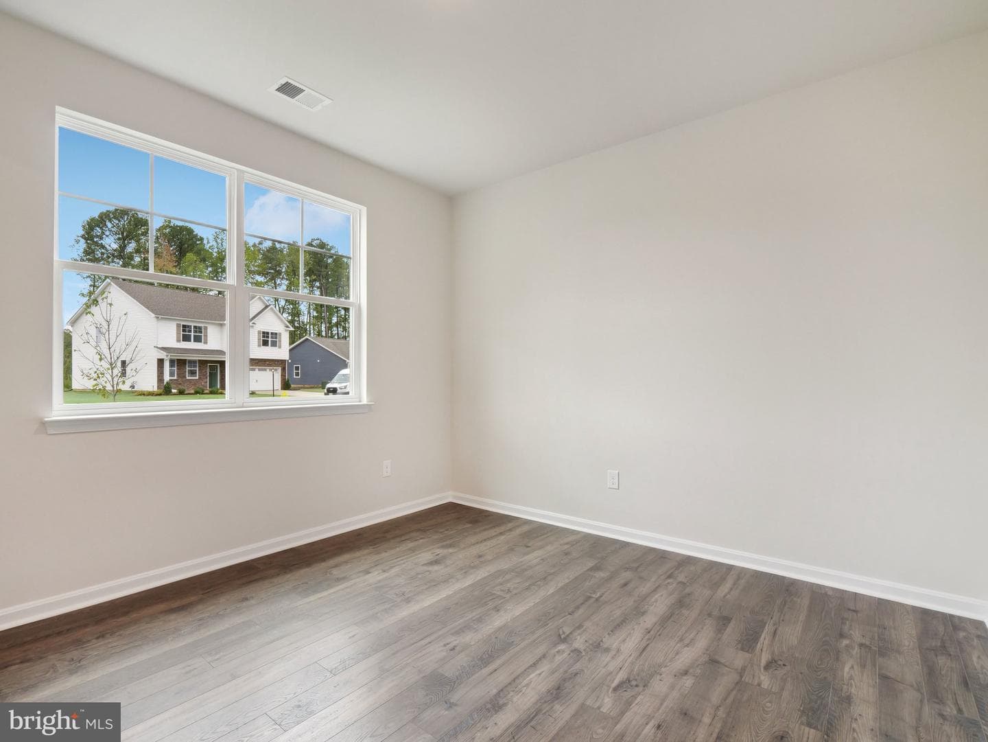 6245 Sterling Way photo 11