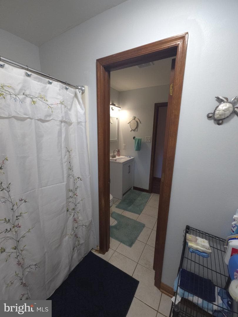 733 Canterbury Drive photo 22
