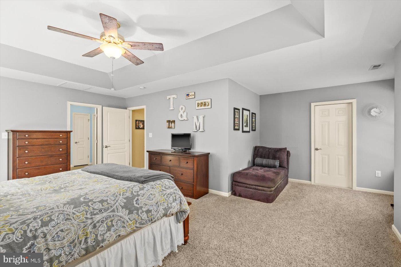 22617 Telegraph Road photo 31