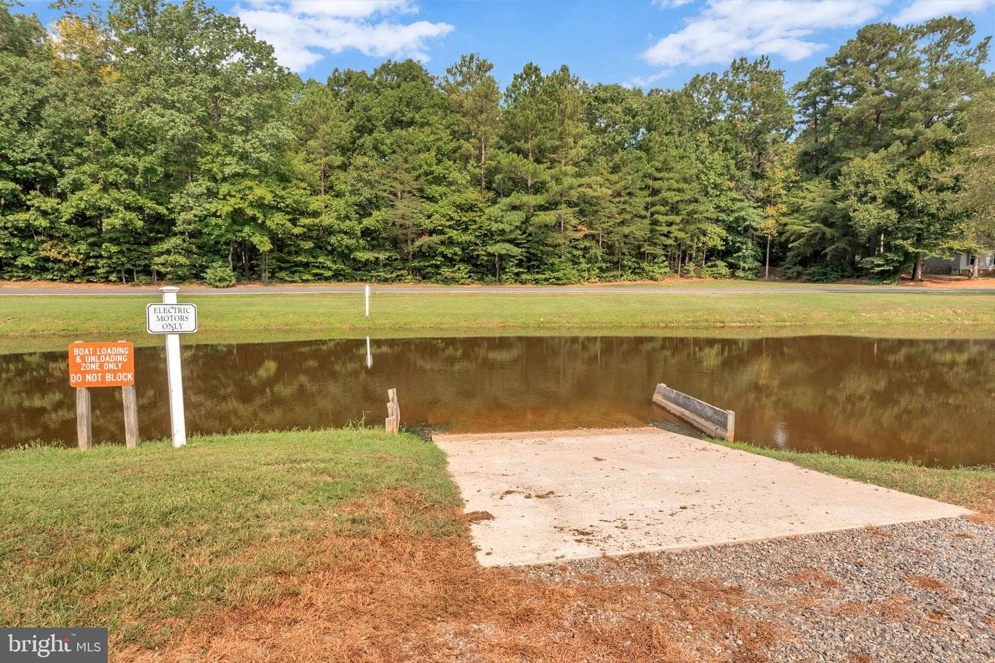 68 Albertson Court photo 32