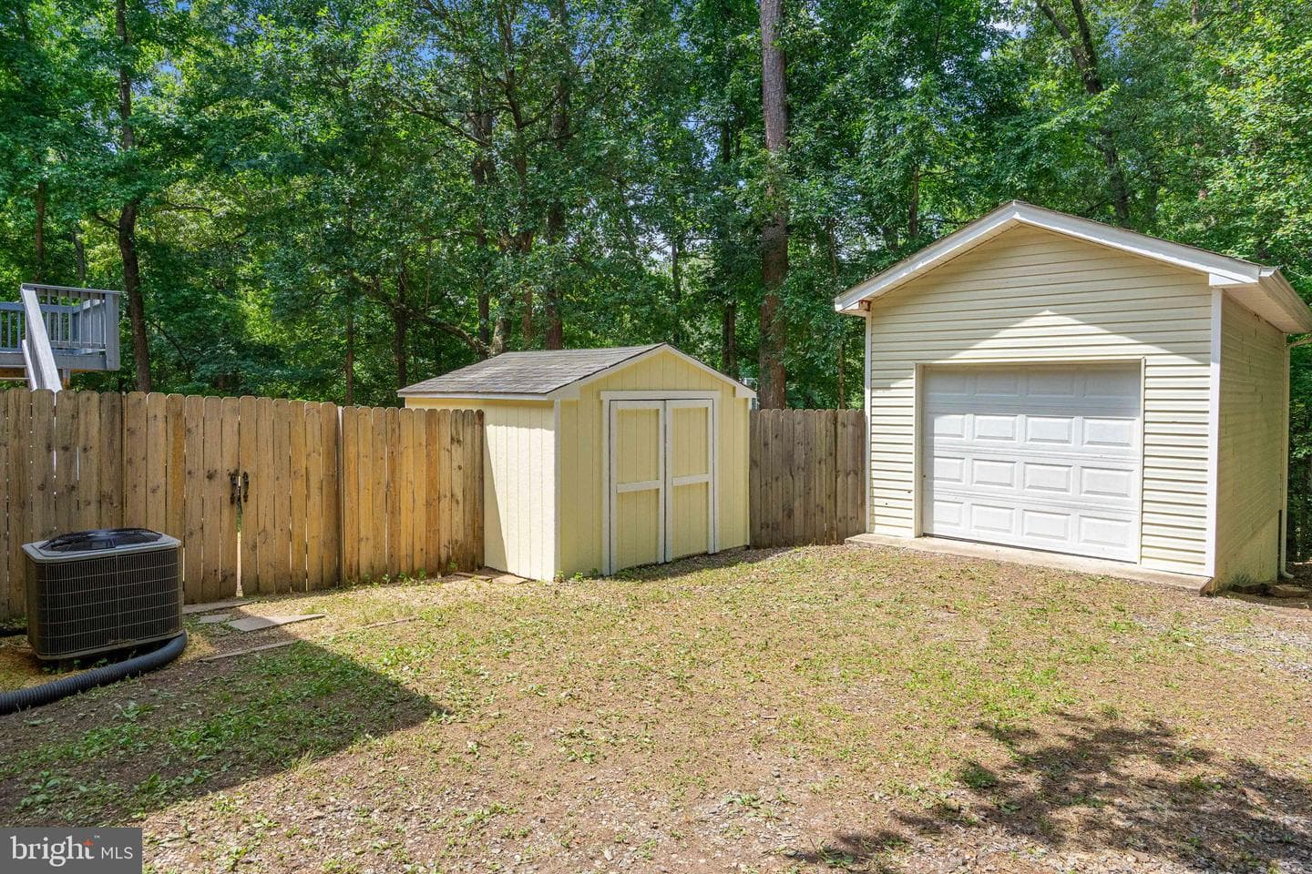 261 Manchester Drive photo 56