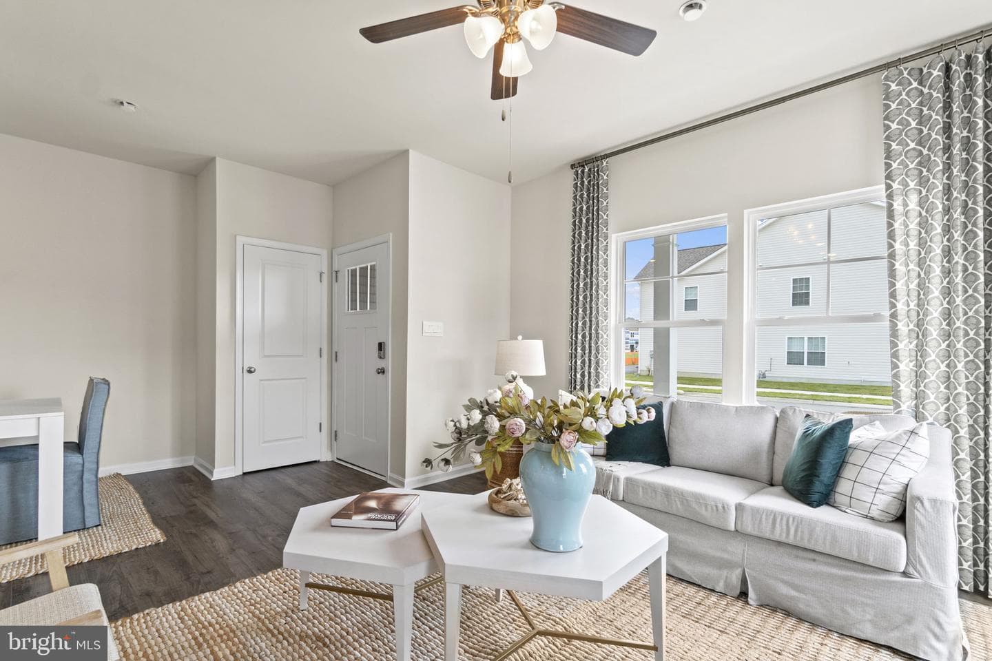 17395 Riverside Drive photo 19