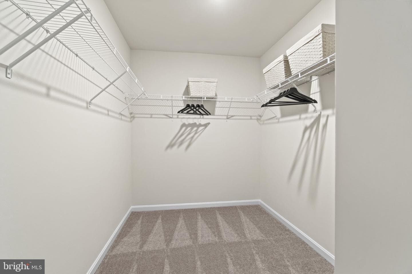 17393 Riverside Drive photo 3
