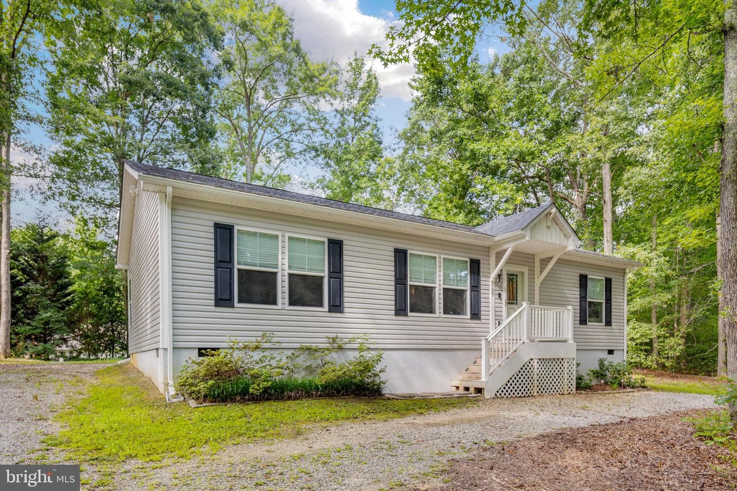 127 Bunker Hill Drive photo 3