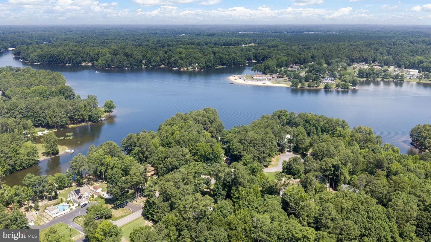 71 Lake Caroline Drive photo 43