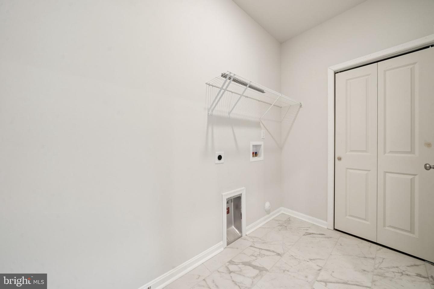17456 Clark And York Street photo 19