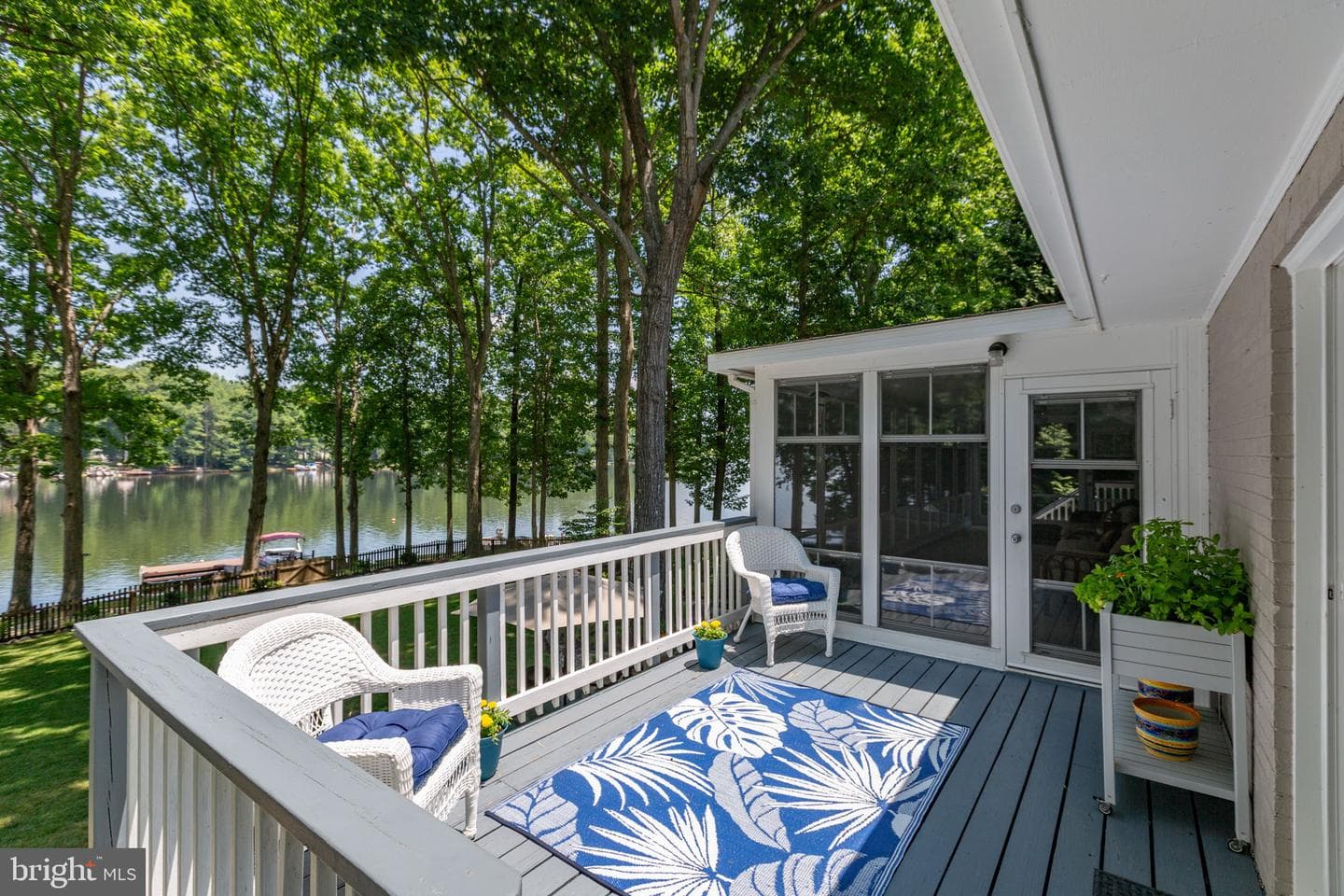 280 Lake Caroline Drive photo 13