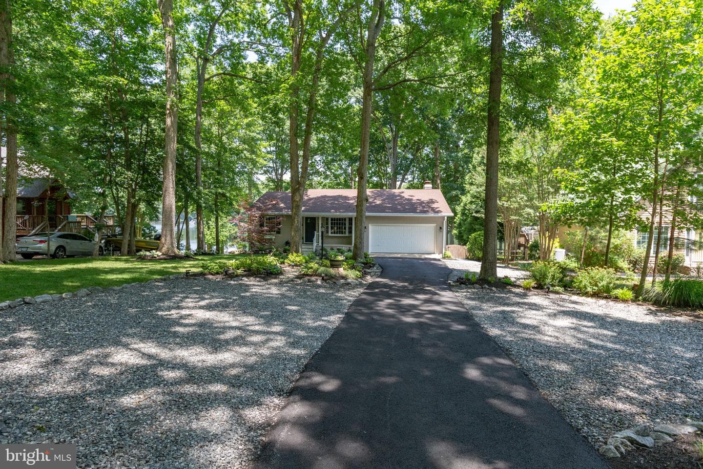 280 Lake Caroline Drive photo 16