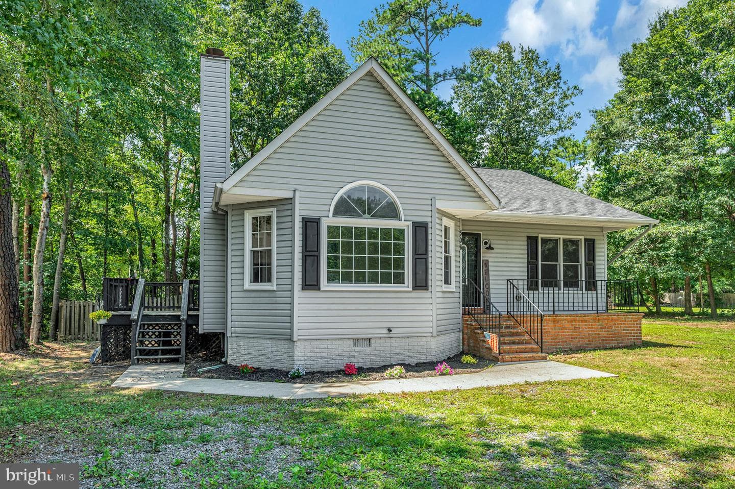 306 Crump Drive photo 4