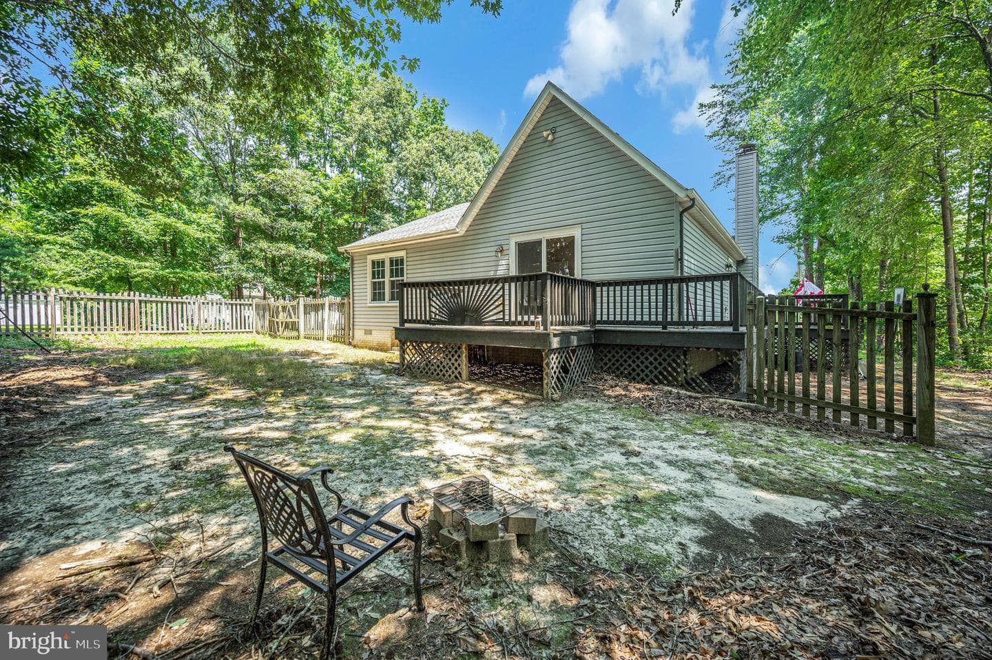 306 Crump Drive photo 9