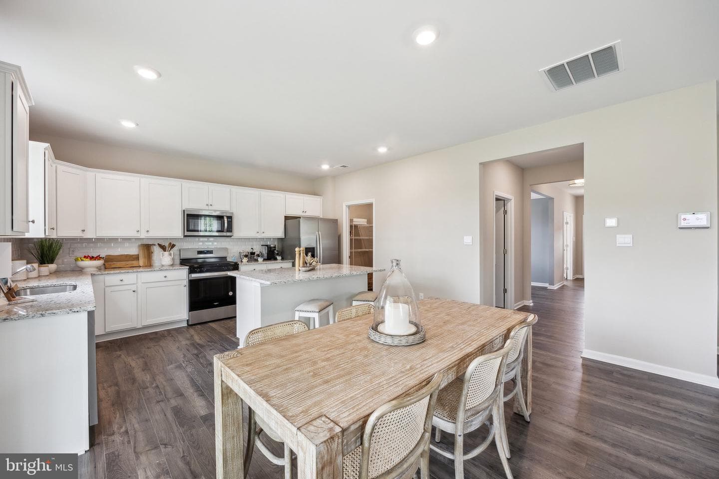 6235 Sterling Way photo 8