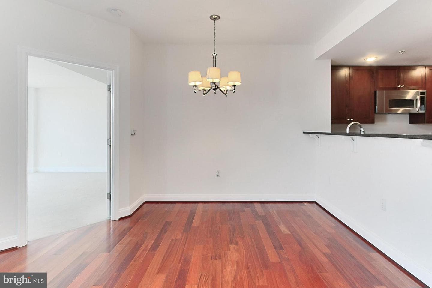 513 W Broad Street #711 photo 11
