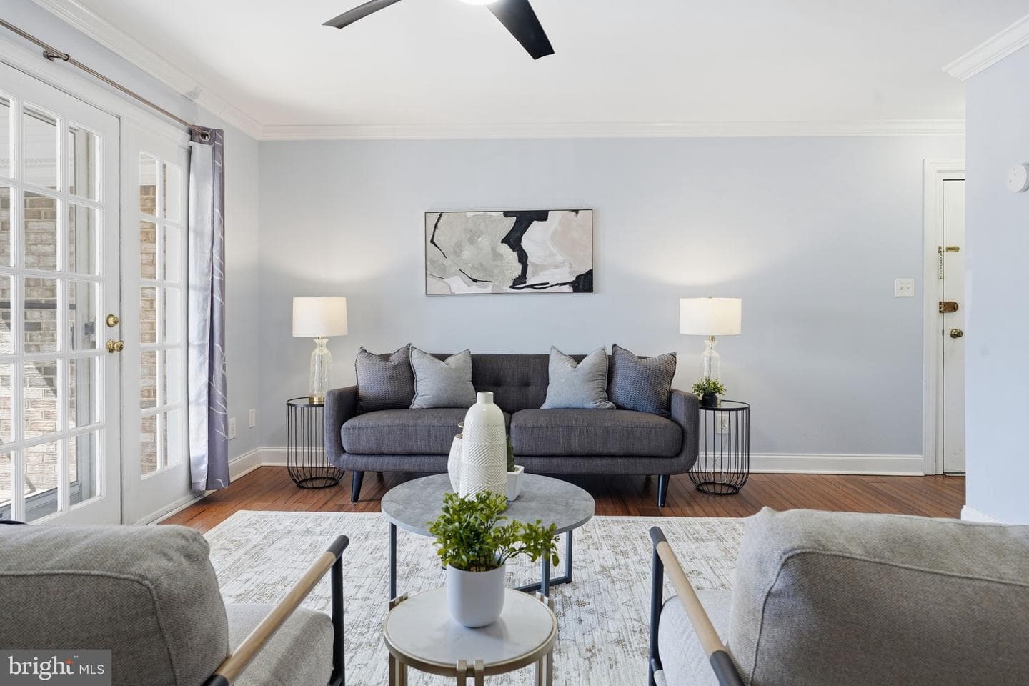 1138 S Washington Street #204 photo 3