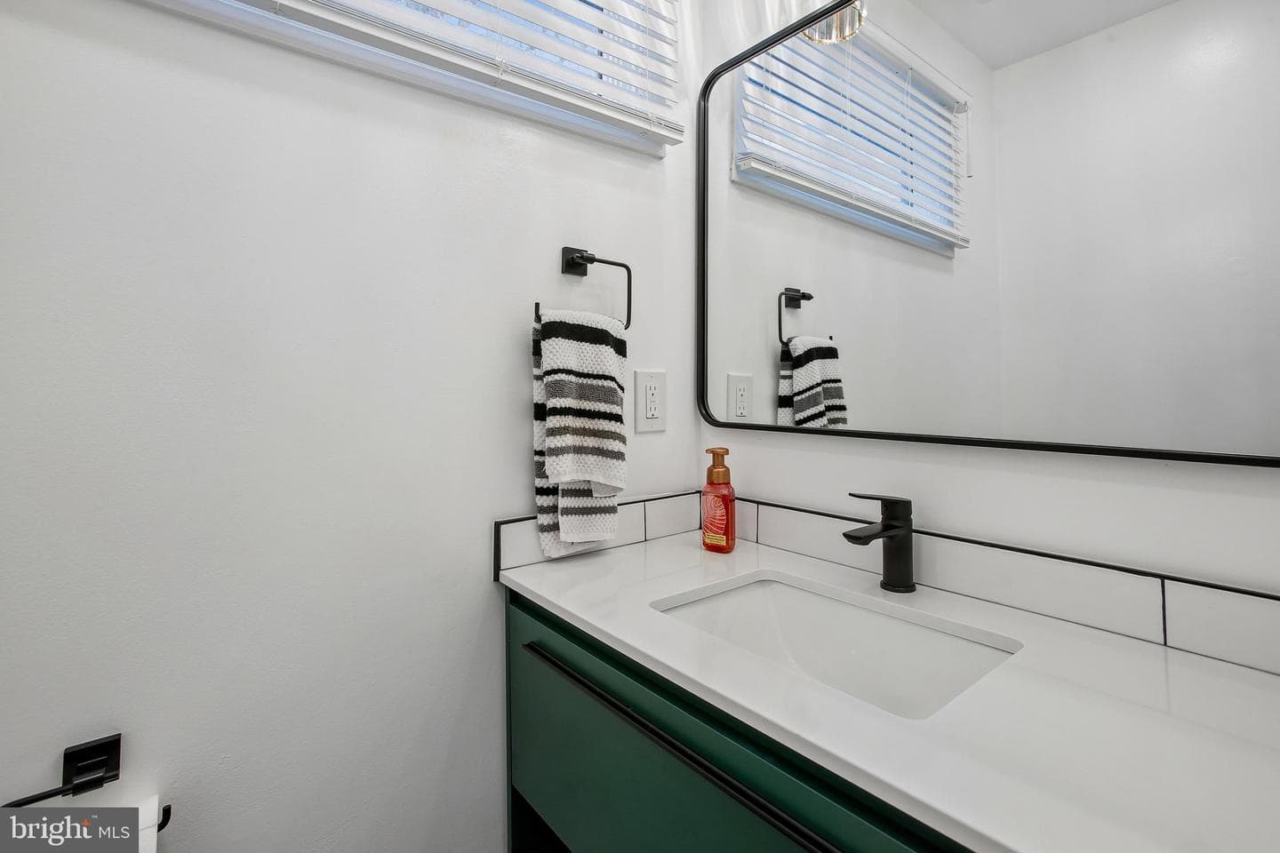 500 Little Falls Street photo 22