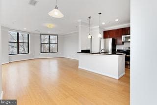 444 W Broad St photo 13