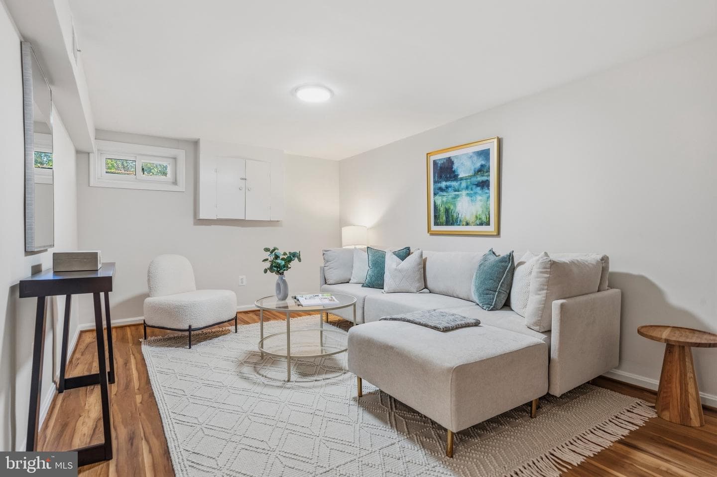 304 Rollins Street photo 18