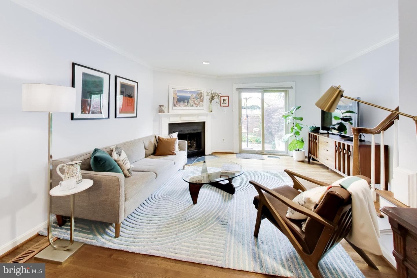 115 Great Falls Street photo 6