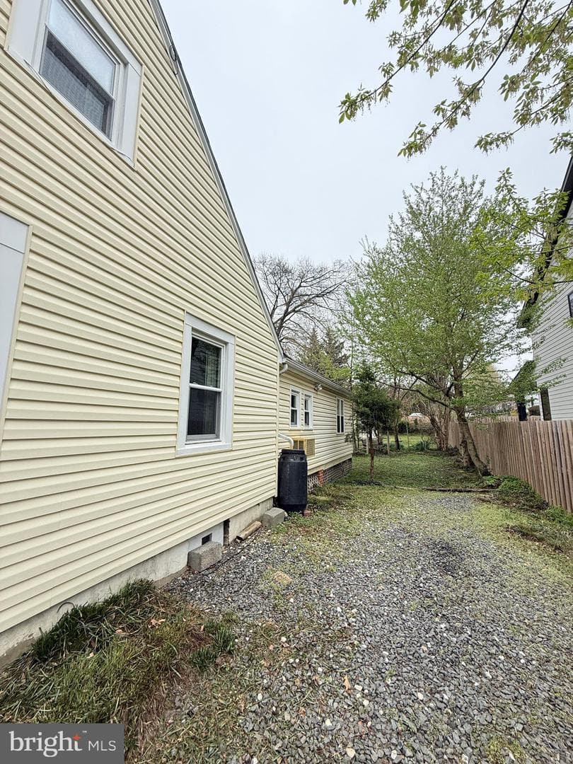 115 S Spring Street photo 27