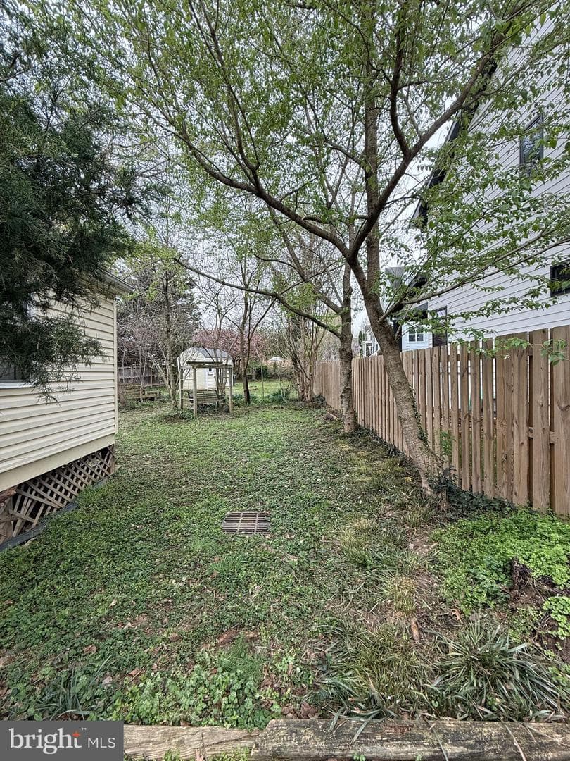 115 S Spring Street photo 28
