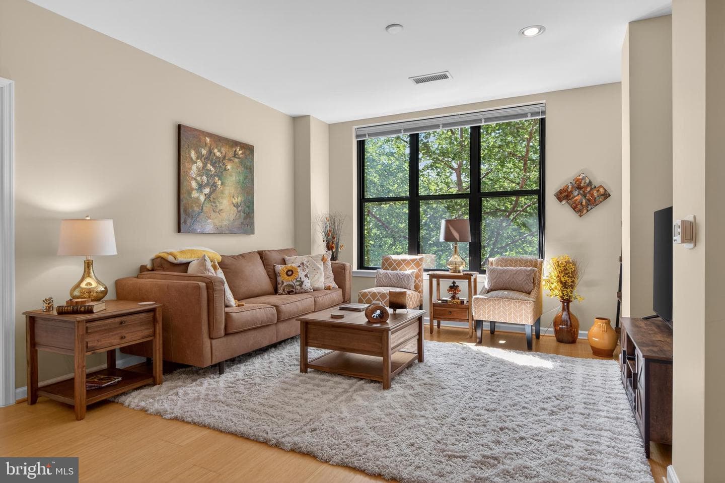 444 W Broad Street #230 photo 7
