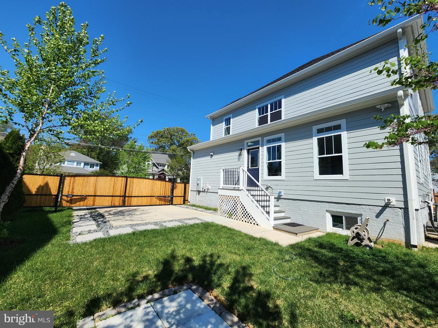 309 N Spring Street photo 7