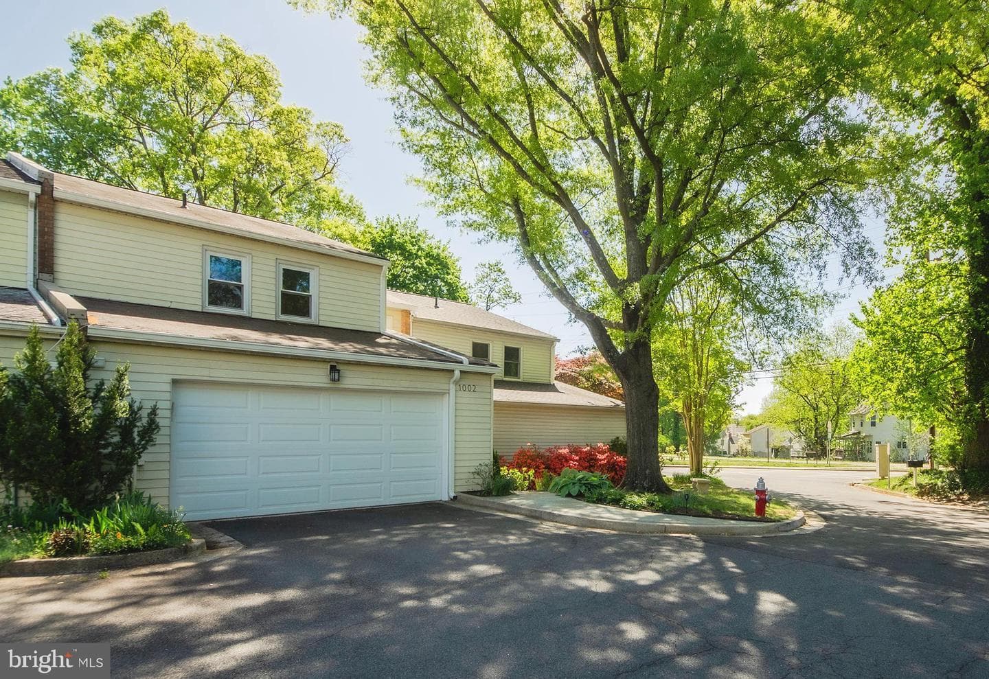 1002 Steeples Court