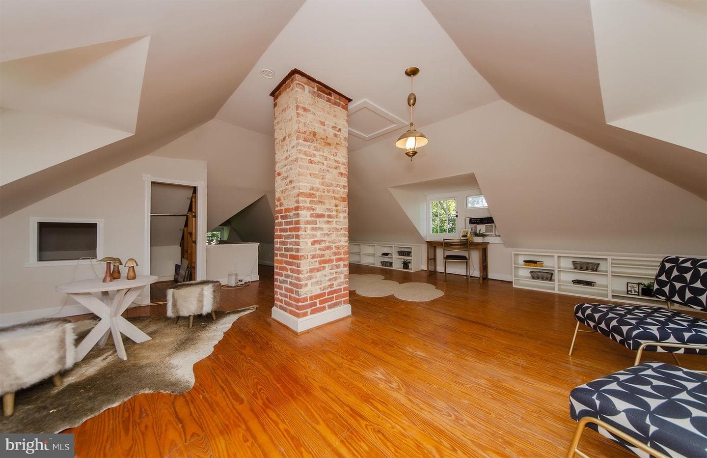 208 Patterson Street photo 40