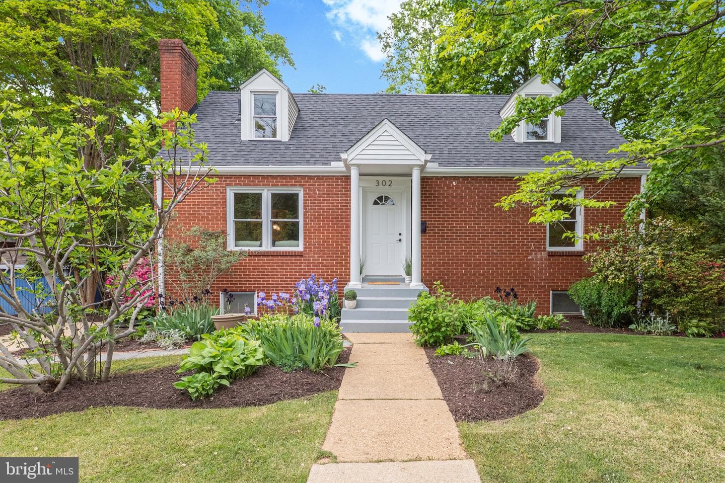 302 S West Street photo 2