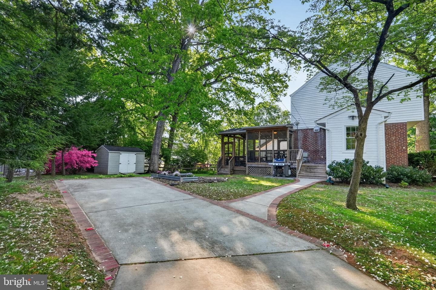 312 Lincoln Avenue photo 21